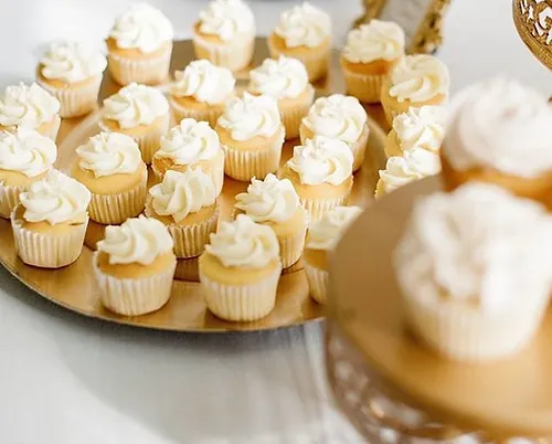 Vanilla Bean Cupcakes